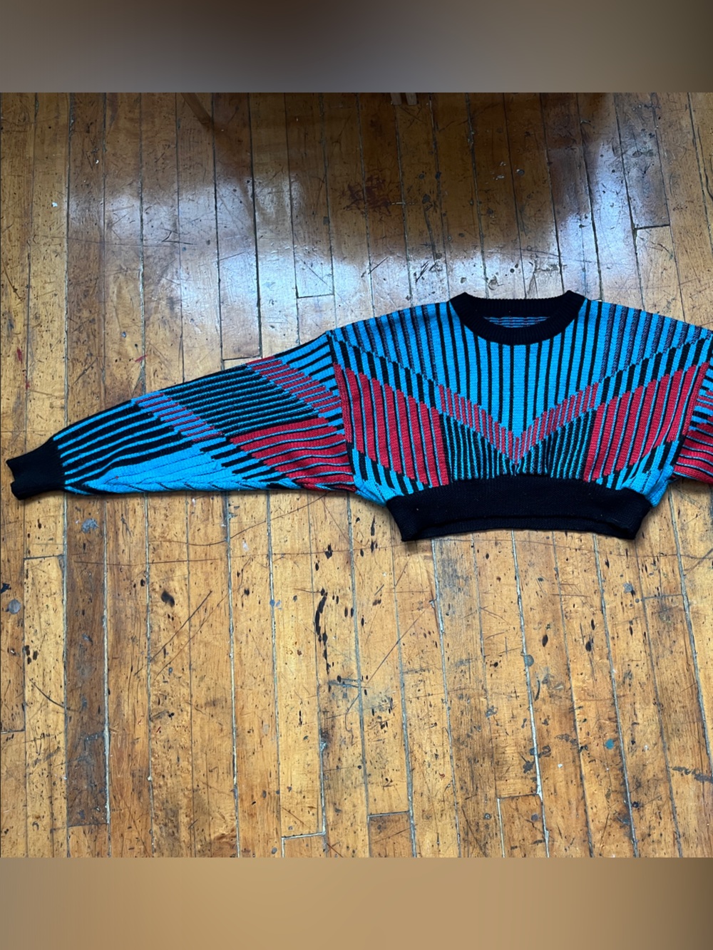 Cropped geometric sweater